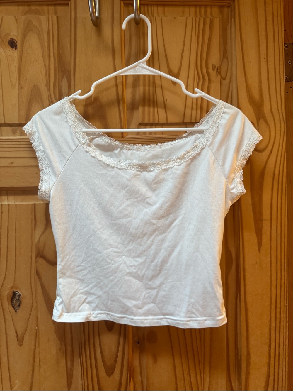 SHEIN White Lace-Trim Crop Top